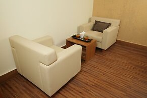 Richmond Hotel & Suites