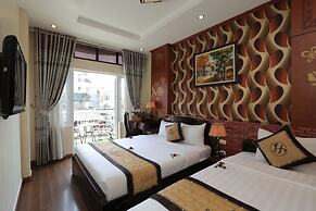 Hanoi Golden Charm Hotel