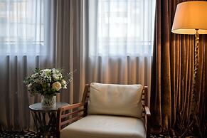 The One Alma Paris