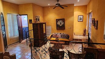 Casa Colonial