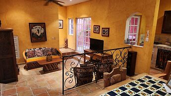 Casa Colonial