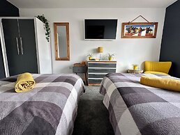 Breakers Guest House