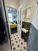 Breakers Guest House