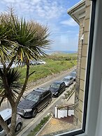 Breakers Guest House