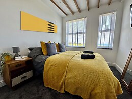 Breakers Guest House