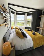 Breakers Guest House