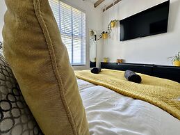 Breakers Guest House