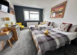 Breakers Guest House