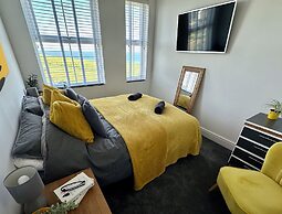 Breakers Guest House