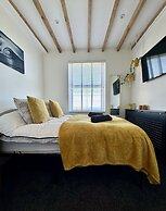 Breakers Guest House
