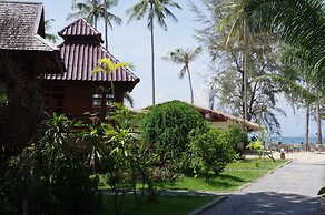 Thai House Beach Resort