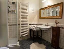 Idolina Guest House
