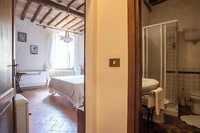 Idolina Guest House