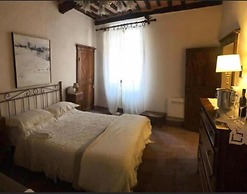 Idolina Guest House