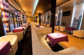 Hotel Malinowski Business