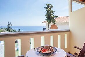Stafylos Suites Boutique Hotel