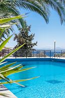 Stafylos Suites Boutique Hotel