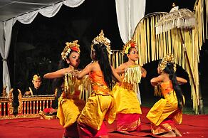 Saren Indah Hotel