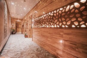 The Panoramic Getaway