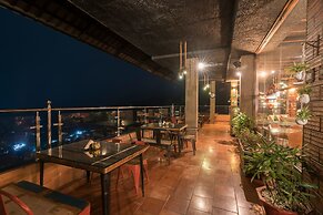 The Panoramic Getaway