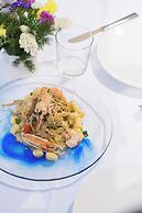 MelRose Relais