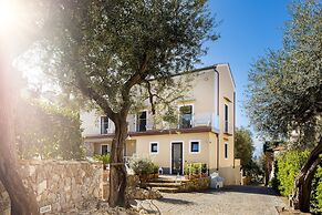 MelRose Relais
