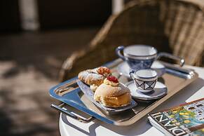 MelRose Relais