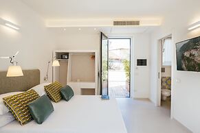 MelRose Relais
