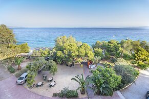 SUN HOTEL KINETA “Beach Front”