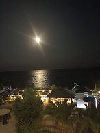 SUN HOTEL KINETA “Beach Front”