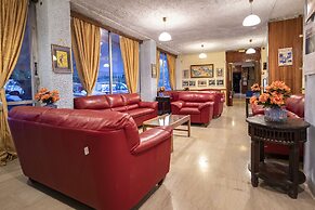 SUN HOTEL KINETA “Beach Front”