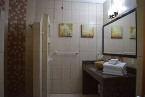 Bacalar Lagoon Resort