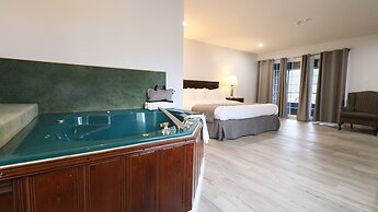 Algonquin Lakeside Inn