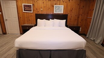 Algonquin Lakeside Inn