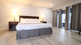 Algonquin Lakeside Inn