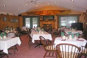 Algonquin Lakeside Inn