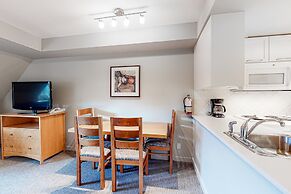Whistler Peak Lodge