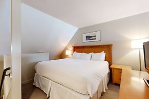 Whistler Peak Lodge