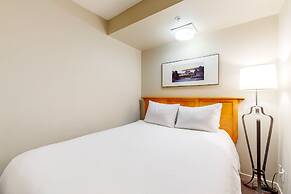 Whistler Peak Lodge