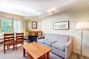 Whistler Peak Lodge