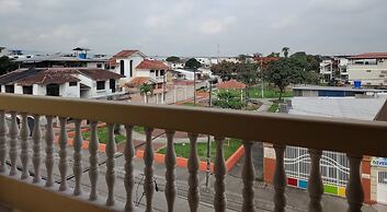 Del Sol Suites & Apartments