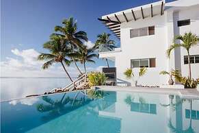Crystal Blue Lagoon Villas