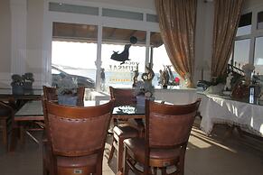 Foca Kumsal Hotel