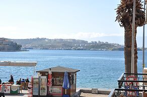 Foca Kumsal Hotel