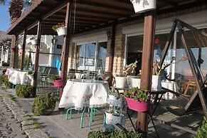 Foca Kumsal Hotel