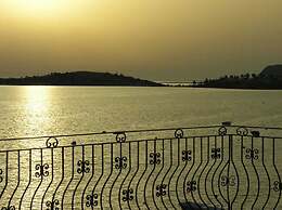 Foca Kumsal Hotel