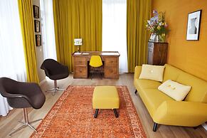 Vesper Hotel