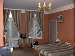 Erasmus Hotel
