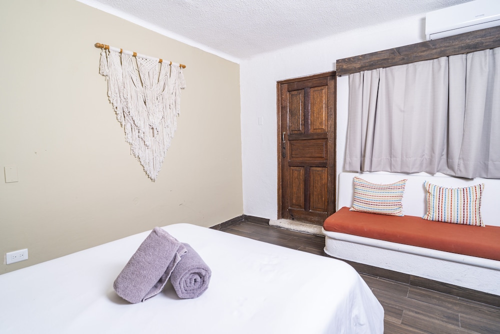 Mezcal Boutique Hotel