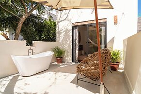 Mezcal Boutique Hotel
